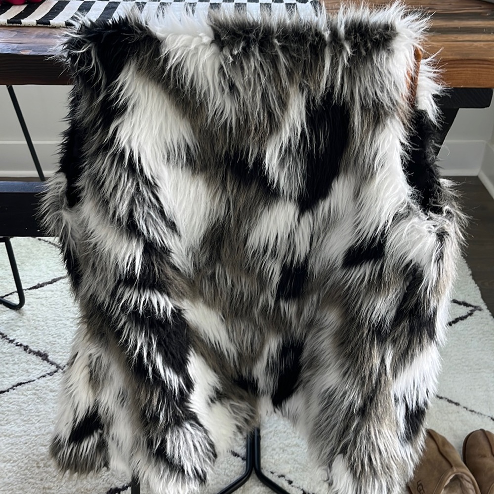 Faux fur vest